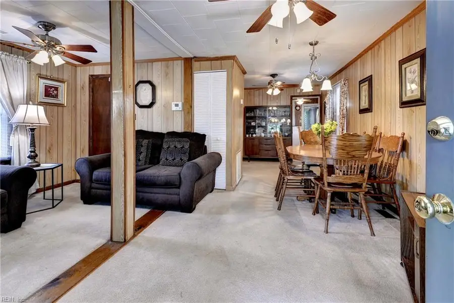 806 Pocahontas Place, Hampton, VA 23661 - #3