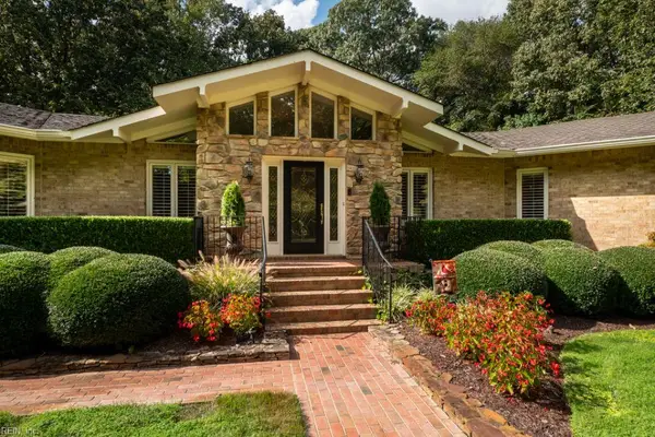 517 Woodards Ford Road, Chesapeake, VA 23322