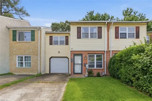 711 Hayes Avenue, Virginia Beach, VA 23452