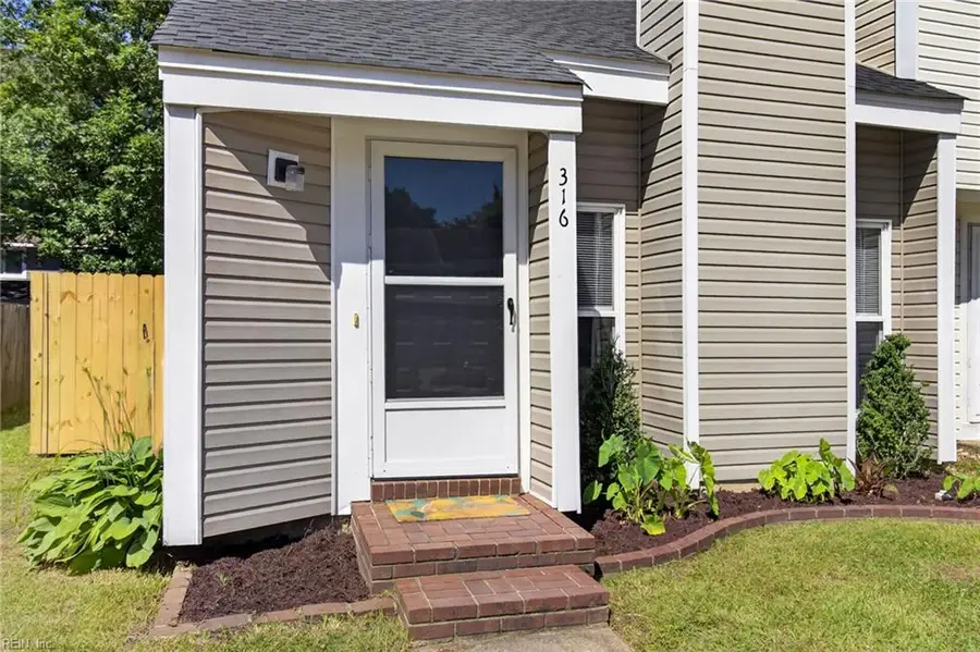 316 Falling Lane, Virginia Beach, VA 23454 - #2