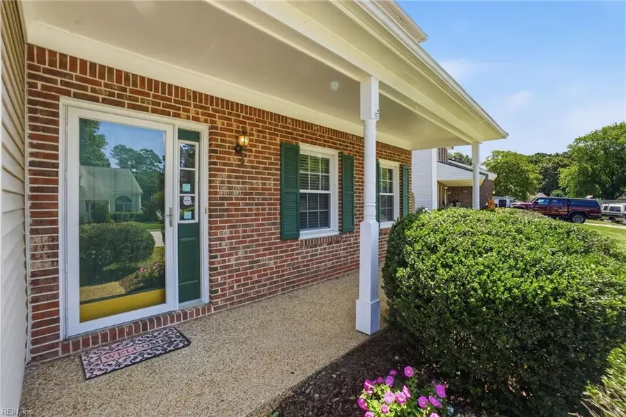 397 Wiltshire Crescent, Newport News, VA 23608 - #2
