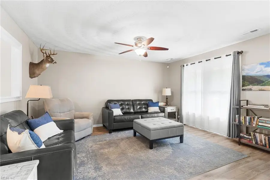 812 Gloss Street, Chesapeake, VA 23322 - #3