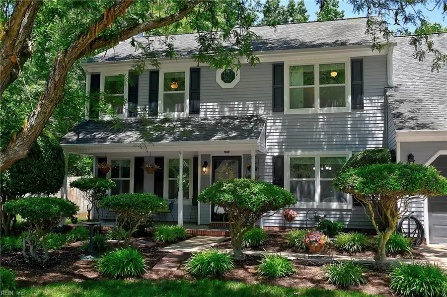 608 Woodcott Drive, Chesapeake, VA 23322 - #2