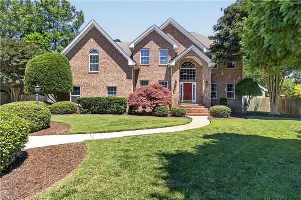 824 Sparks Trace, Chesapeake, VA 23322