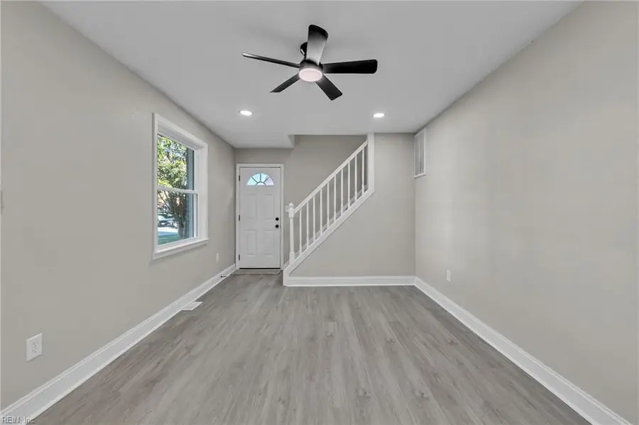 137 Clyde Street, Hampton, VA 23669 - #3