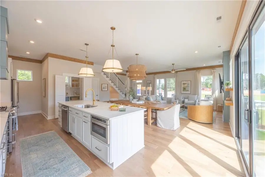377 Scotland Lane, Chesapeake, VA 23320 - #3