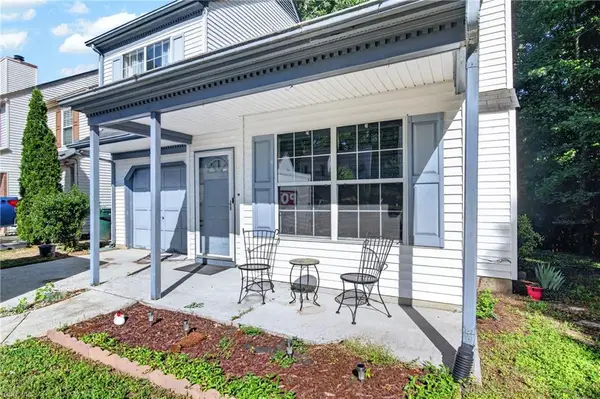 244 Summerlake Ln, Newport News, VA 23602