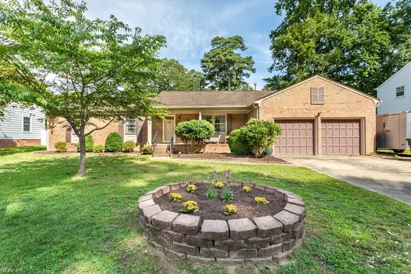 87 Waterview Drive, Newport News, VA 23608