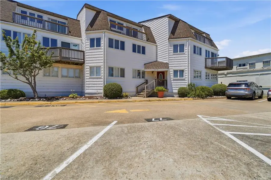 209 Lake Drive, Virginia Beach, VA 23451 - #3