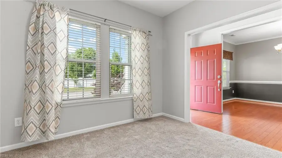 705 Creekwood Drive, Chesapeake, VA 23323 - #3