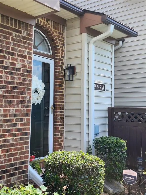 952 Saint Andrews Reach Reach #B, Chesapeake, VA 23320 - #2