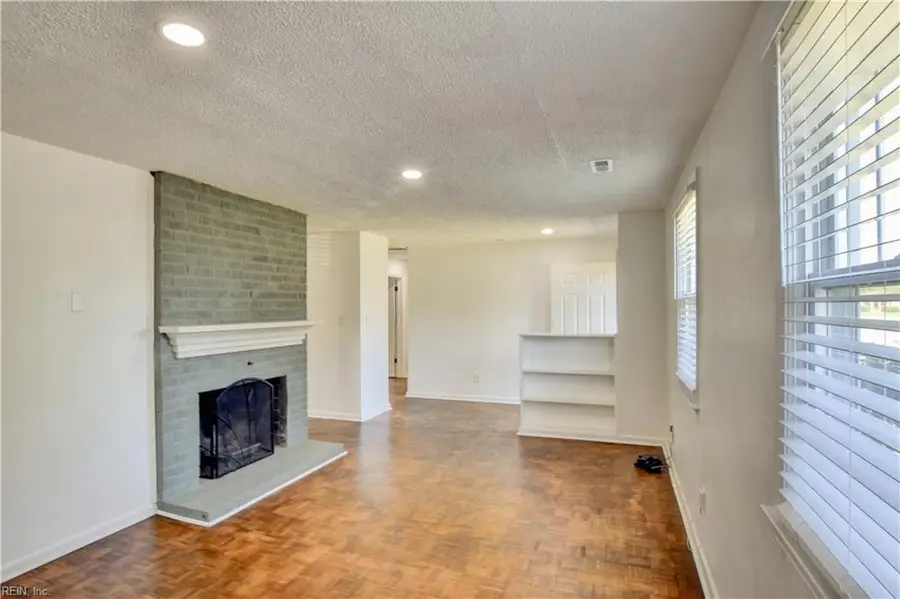3829 Silina Drive, Virginia Beach, VA 23452 - #2