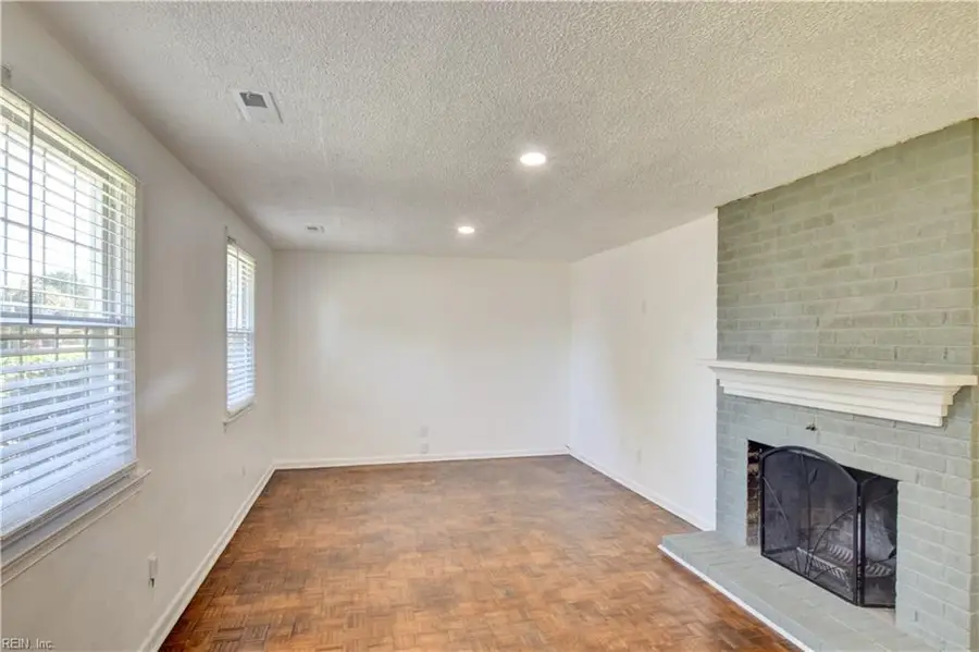 3829 Silina Drive, Virginia Beach, VA 23452 - #3