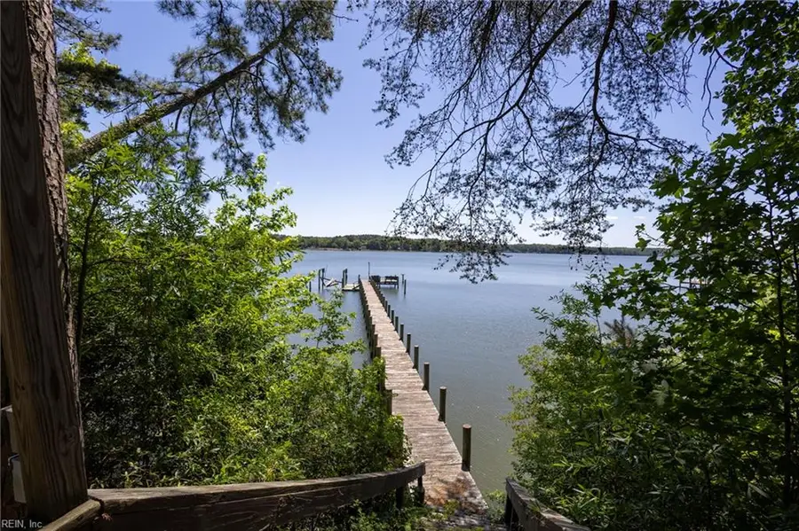 456 Ridge Road, Hartfield, VA 23071 - #2