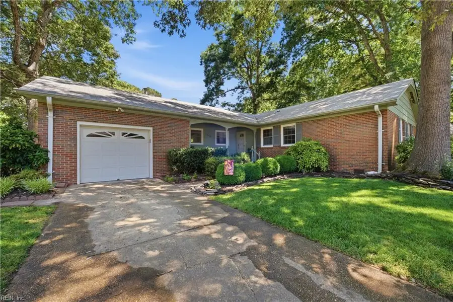 3712 N Queensgrove Circle, Virginia Beach, VA 23452 - #3