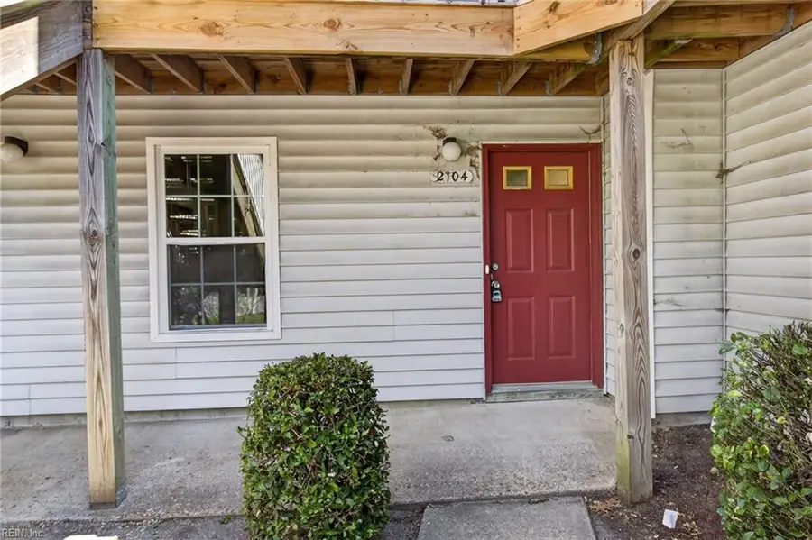 2104 Advent Court, Virginia Beach, VA 23454 - #2