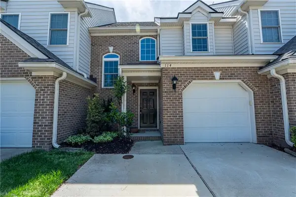 114 Bluff Terrace, Newport News, VA 23602