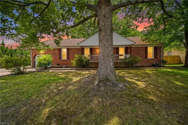 908 Landing Creek Drive, Chesapeake, VA 23323