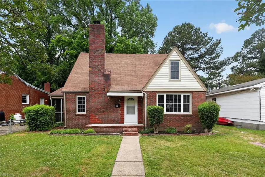 2605 Woodland Ave Avenue, Norfolk, VA 23504 - #2