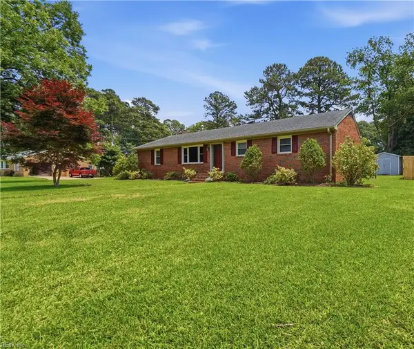 5825 Barberry Lane, Portsmouth, VA 23703