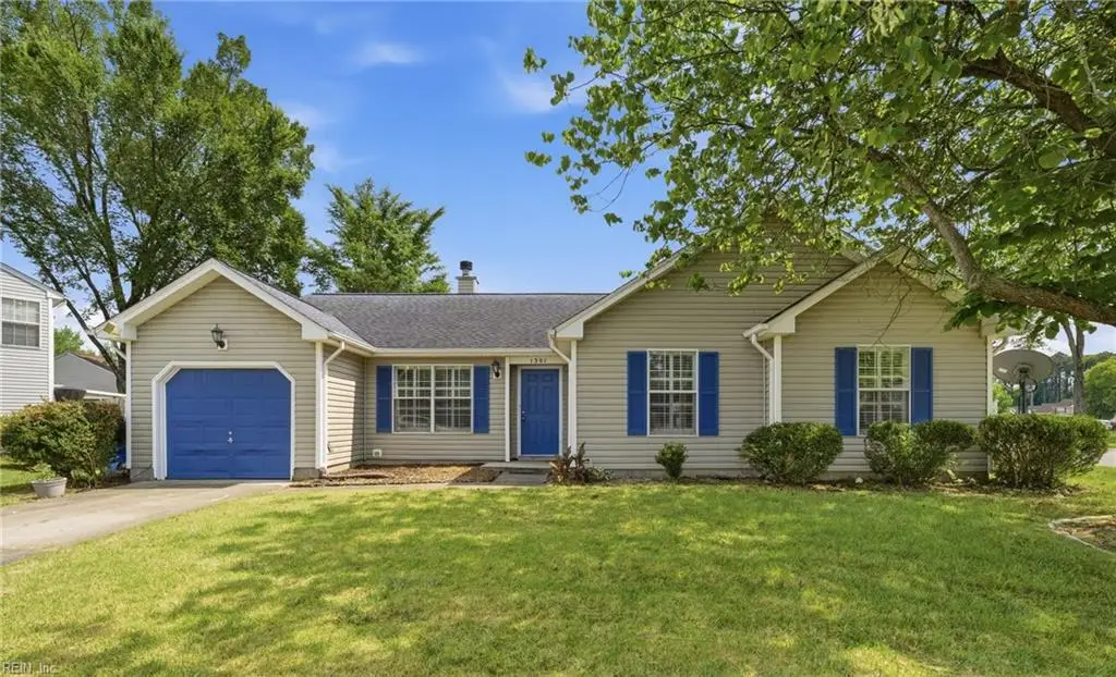 1301 Pinecroft Lane, Chesapeake, VA 23323 - #1