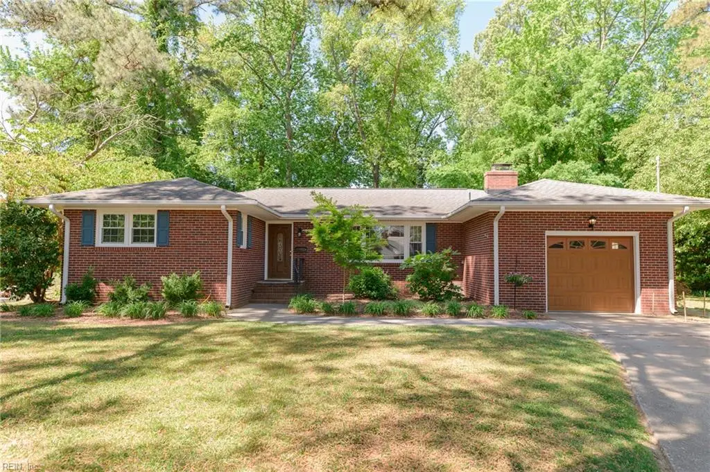 10 Lucerne Circle, Newport News, VA 23606 - #1