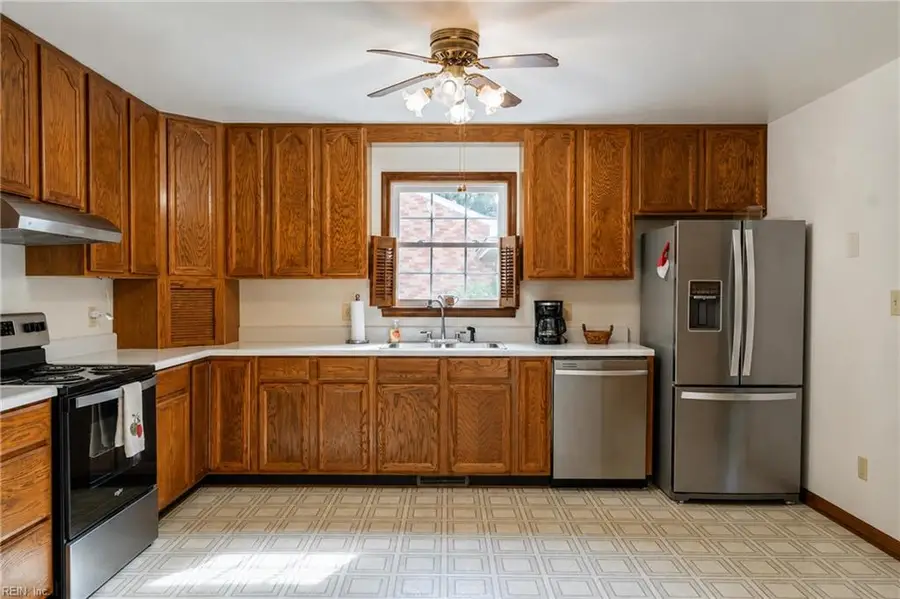 7306 Leigh Drive, Hayes, VA 23072 - #3