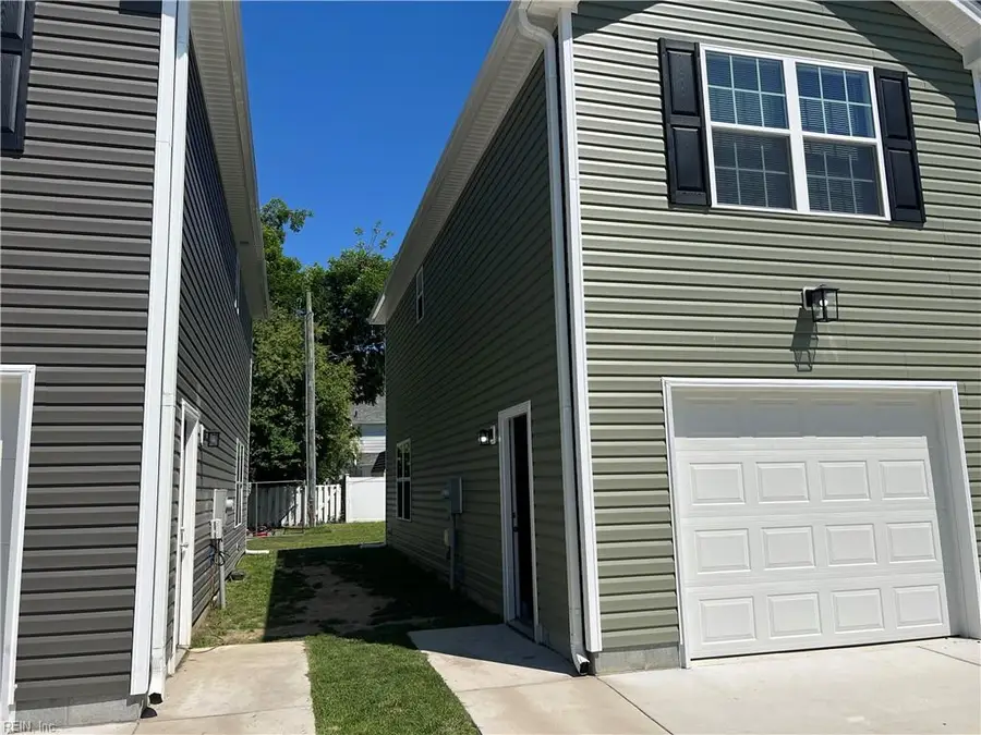 312 W 1st Avenue, Franklin, VA 23851 - #2
