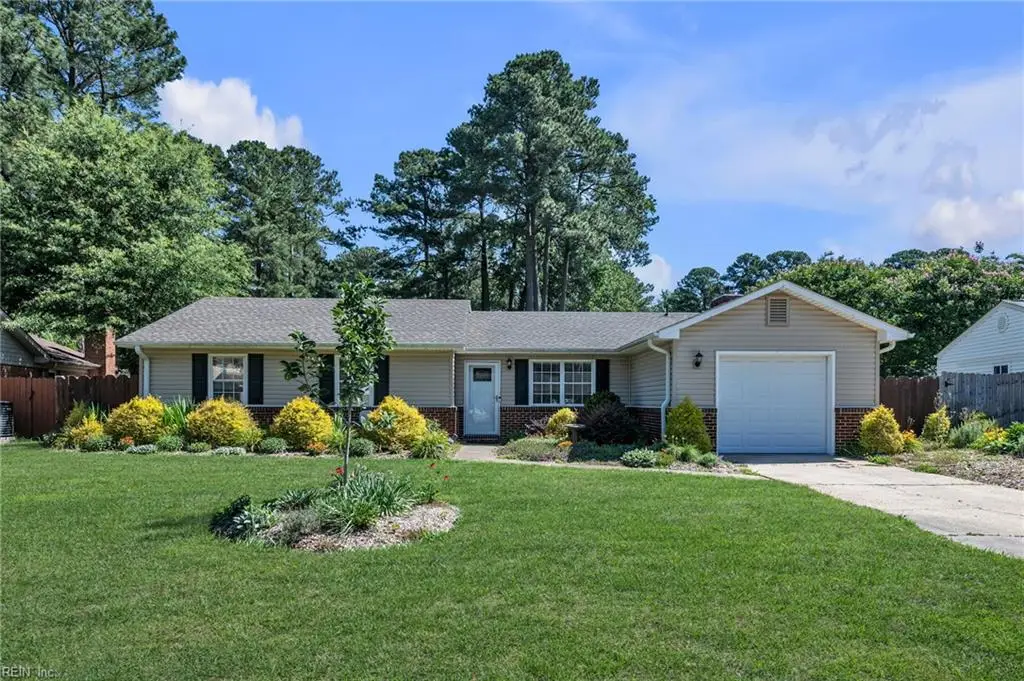 432 Courtney Arch, Virginia Beach, VA 23452 - #1