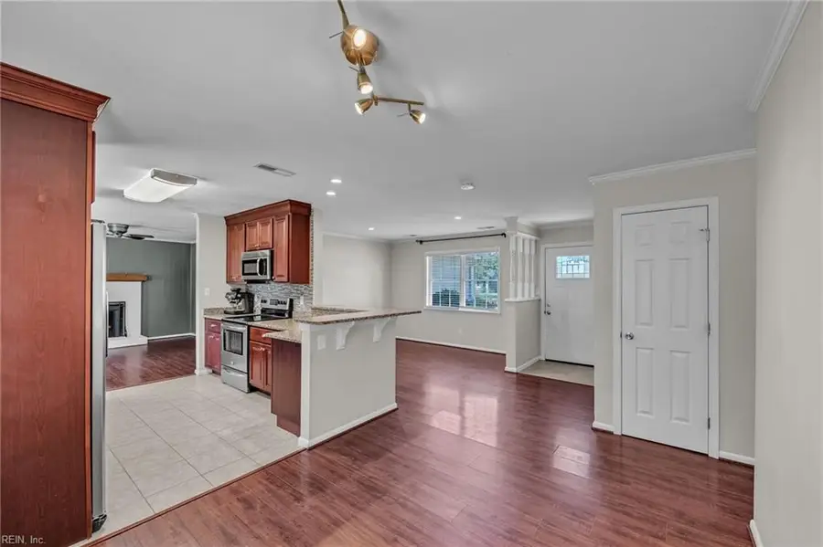 432 Courtney Arch, Virginia Beach, VA 23452 - #2