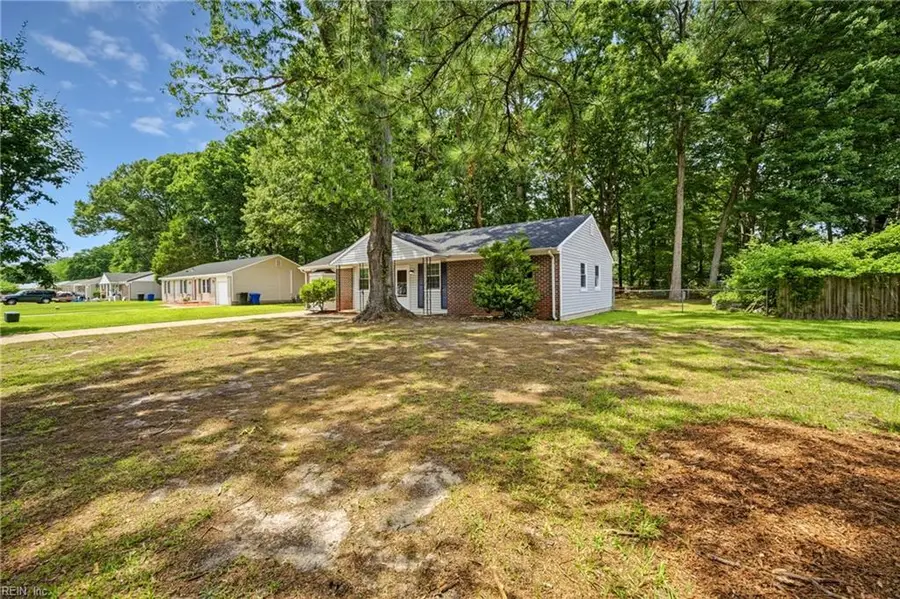 3904 Old Farm Road, Portsmouth, VA 23703 - #2