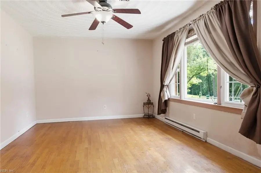 210 Beechwood Drive, Suffolk, VA 23434 - #3