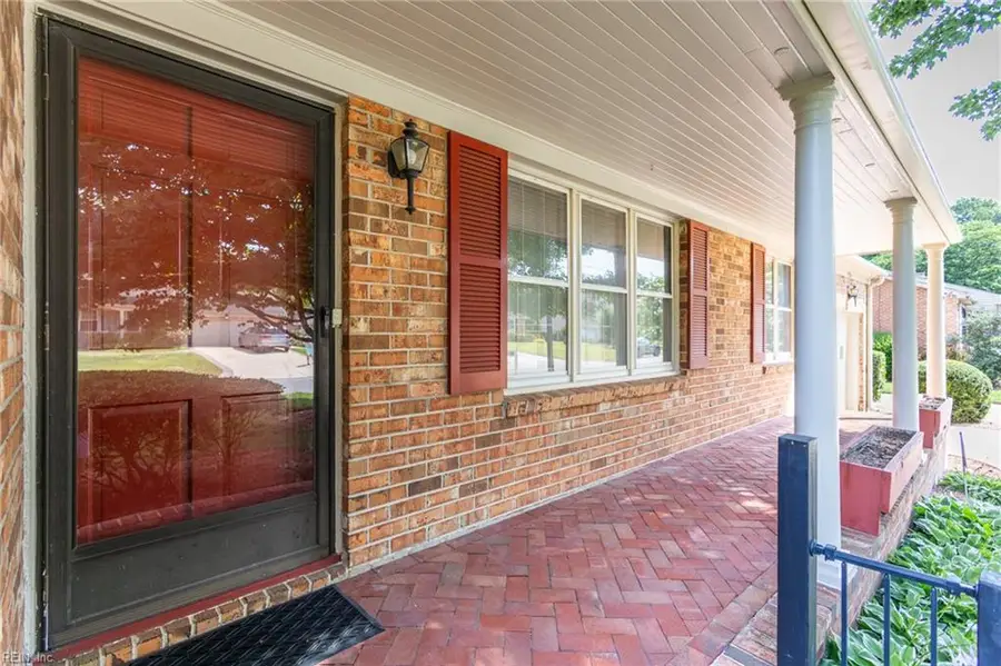 4536 Biscayne Drive, Virginia Beach, VA 23455 - #3