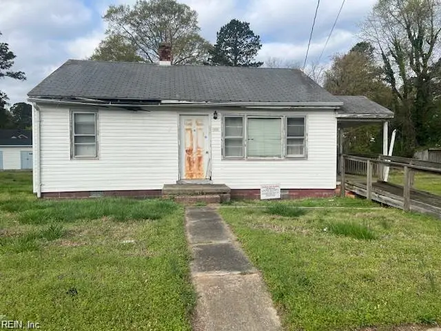 132 Broad Street, Franklin, VA 23851 - #1