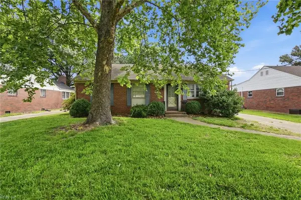 2213 Haywood Avenue, Chesapeake, VA 23324