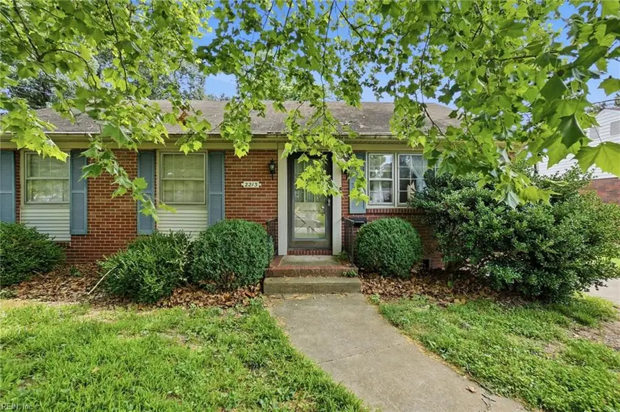 2213 Haywood Avenue, Chesapeake, VA 23324 - #3