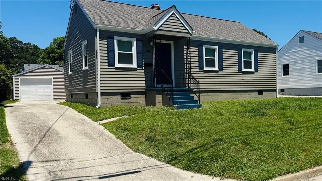 1109 Kay Avenue, Chesapeake, VA 23324 - #1