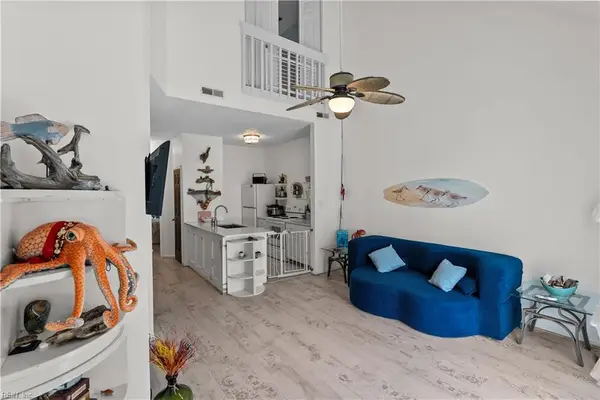 865 Little Bay Avenue #4, Norfolk, VA 23503