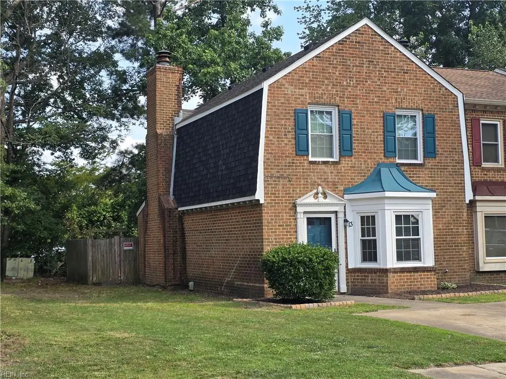 13 Colonial Way, Chesapeake, VA 23325 - #1