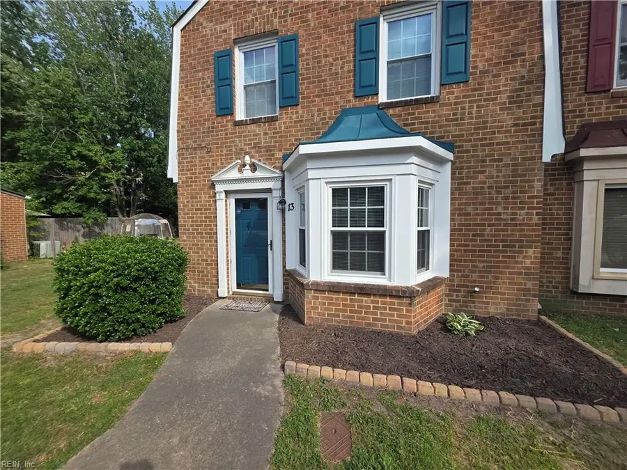 13 Colonial Way, Chesapeake, VA 23325 - #3
