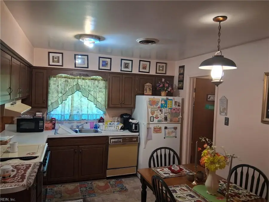 641 Table Rock Road, Virginia Beach, VA 23452 - #3