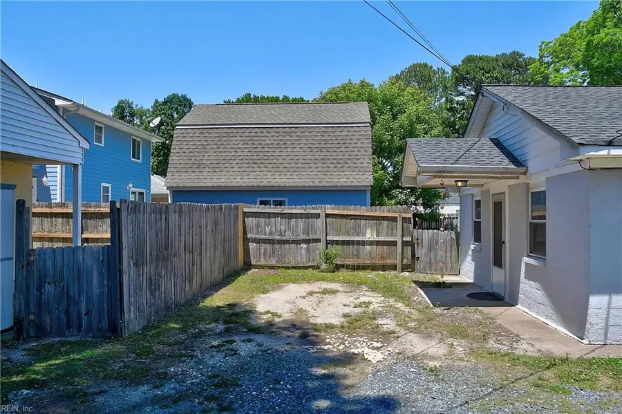 8466 Radnor Road, Norfolk, VA 23503 - #3