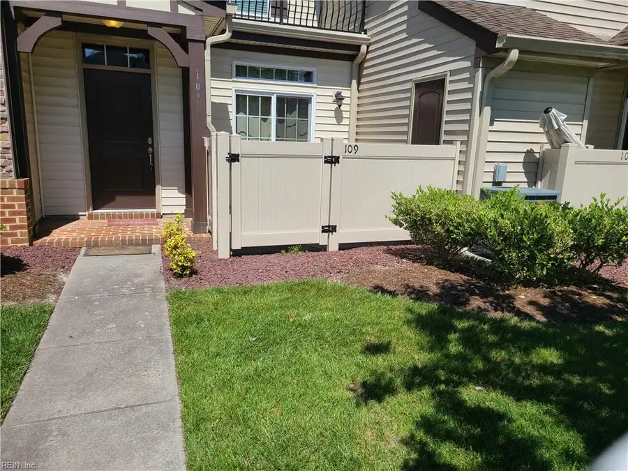 109 Herons Cove, Carrollton, VA 23314 - #2