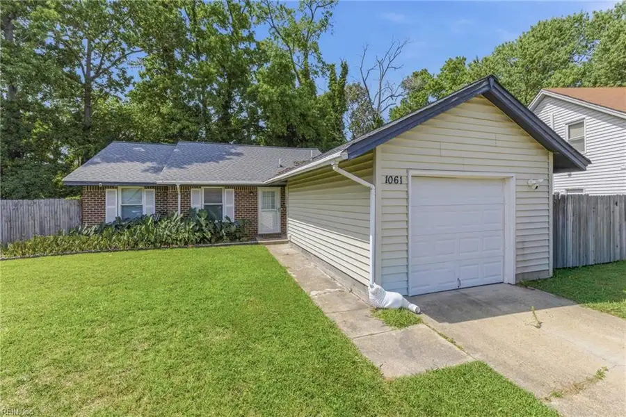 1061 Tall Oak Drive, Virginia Beach, VA 23462 - #2