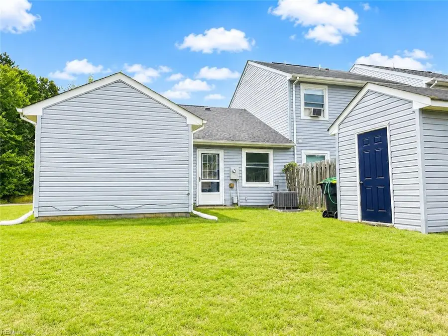 2118 King James Ct, Carrollton, VA 23314 - #3