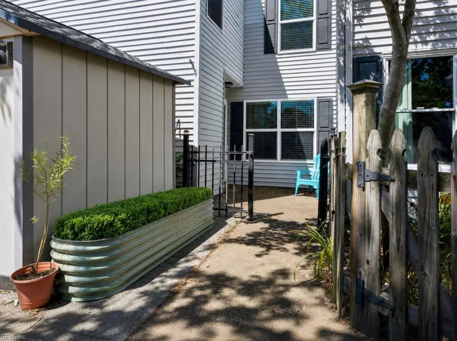 1056 Coastaway Drive, Virginia Beach, VA 23451 - #2