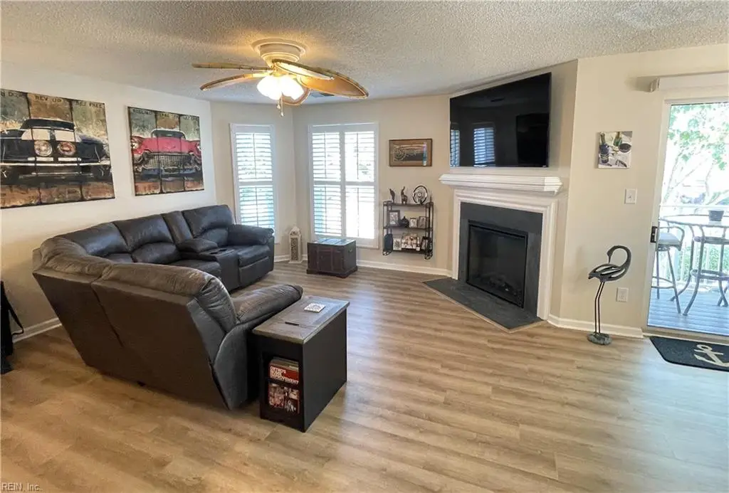 512 24th Street #203, Virginia Beach, VA 23451 - #1