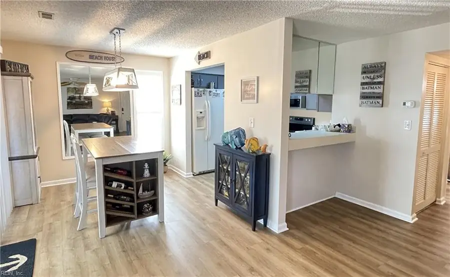 512 24th Street #203, Virginia Beach, VA 23451 - #3