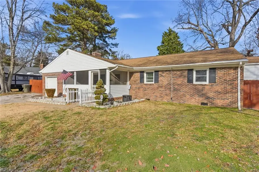 221 Hahn Place, Newport News, VA 23602 - #2