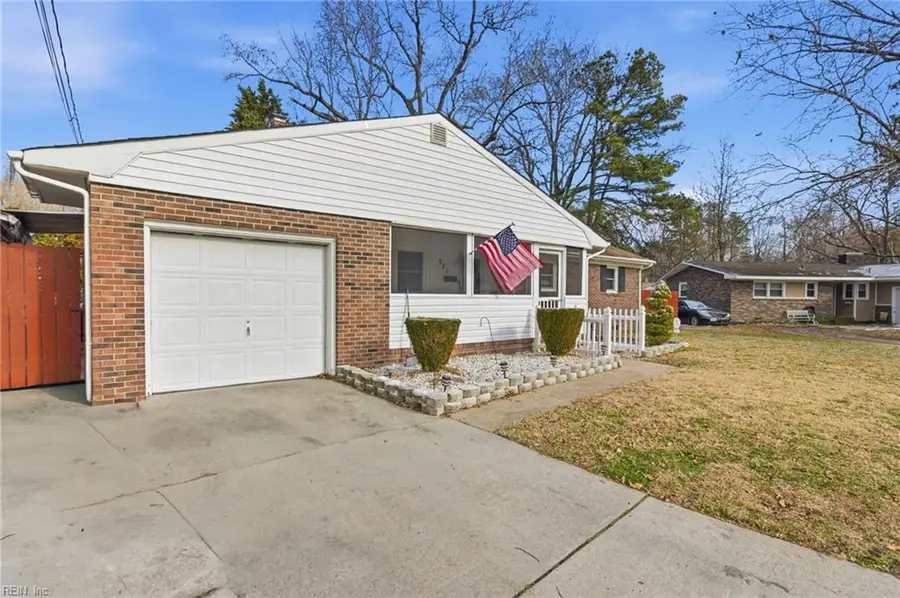 221 Hahn Place, Newport News, VA 23602 - #3